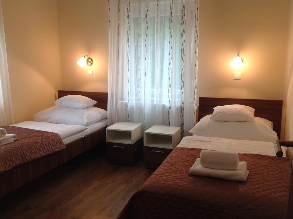 Jokai Apartmanhaz ヘーヴィーズ エクステリア 写真
