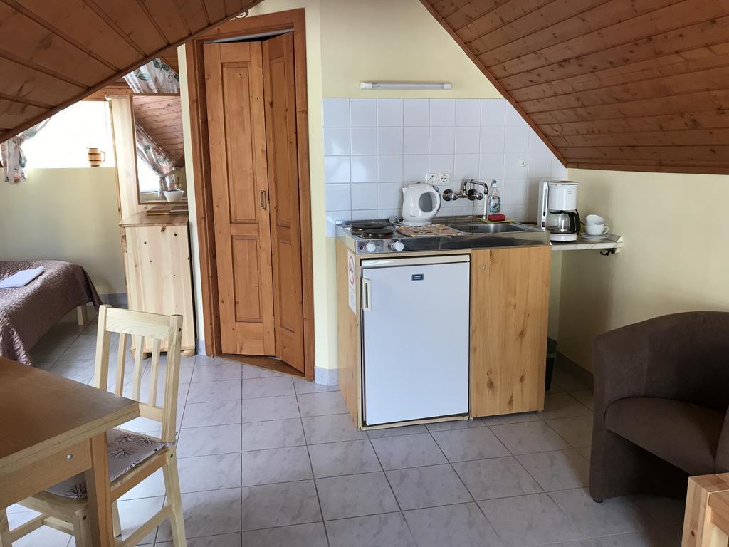 Jokai Apartmanhaz ヘーヴィーズ エクステリア 写真